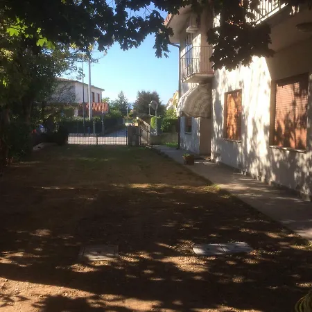 Postumia Place Lejlighed